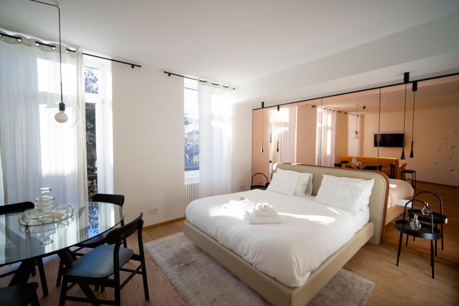 Guesthouse Diwine Meran Exterior foto A room at the hotel